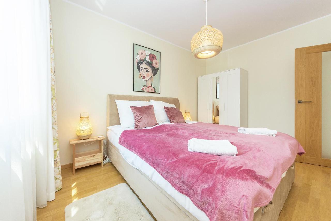 Pomorskie Apartamenty Bernadowska Green Deluxe グディニャ エクステリア 写真